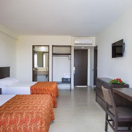 Готель Costa Club Punta Arena - Desayuno Buffet Incluido Пуерто-Вальярта Екстер'єр фото